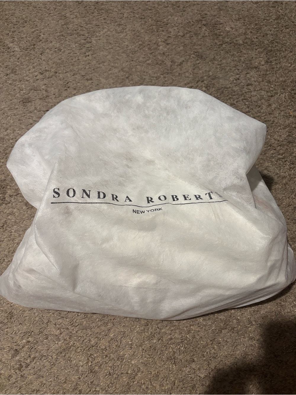 Sondra Roberts White with Tan trim Leather Satchel Handbag. - Picture 4 of 14